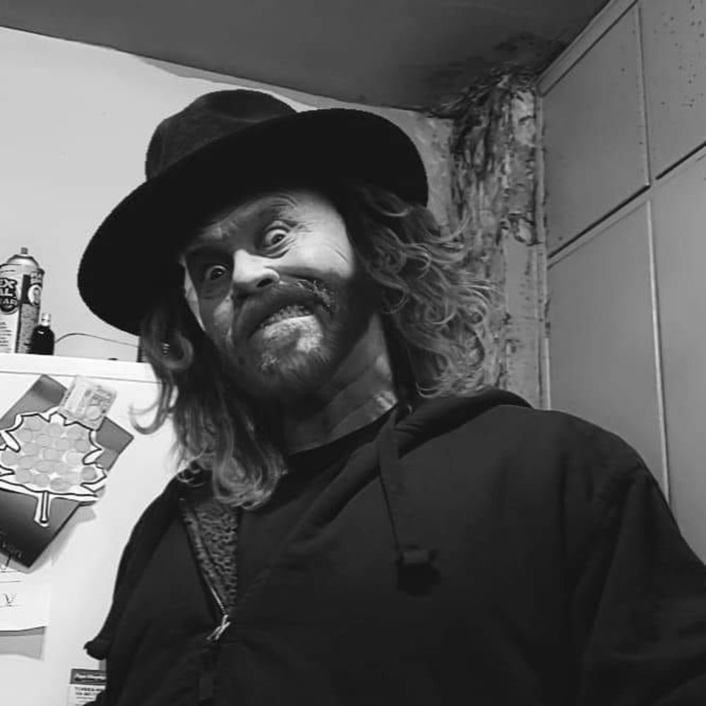 Meet your Posher, Bobby